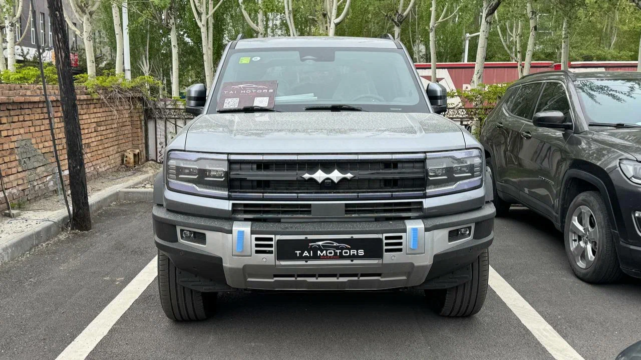 BYD Leopard 5 view 2