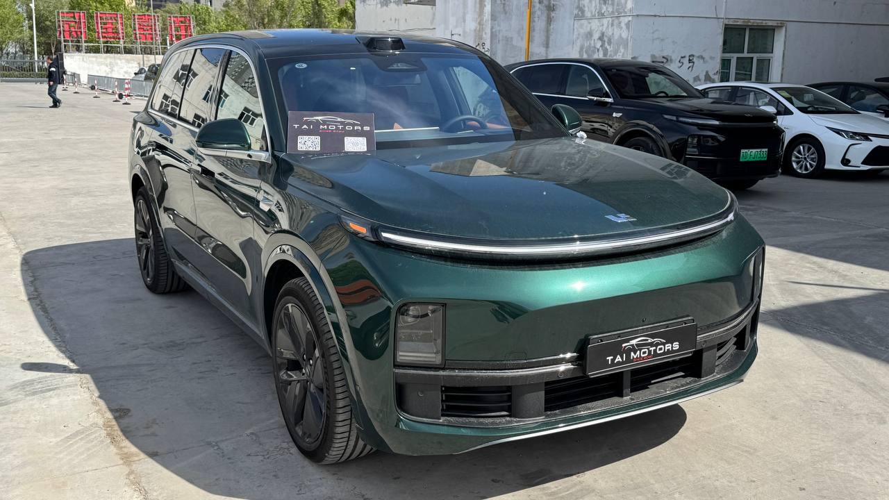 Lixiang L9 Ultra view 2